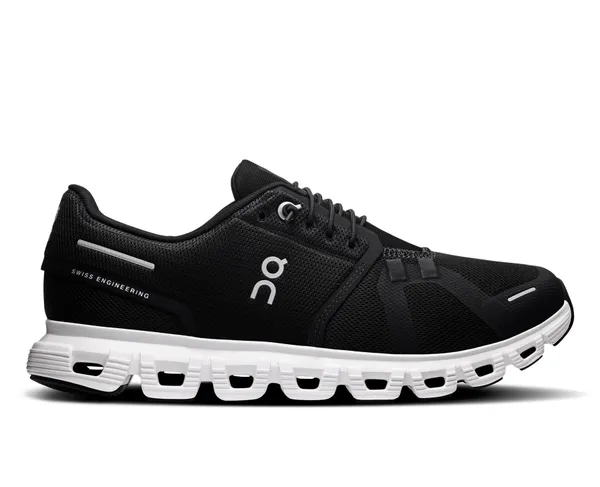 On WOMEN'S CLOUD 6 BLACK/WHITE